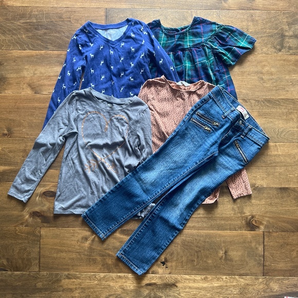 Girls Tops & Jean Lot - Picture 1 of 12